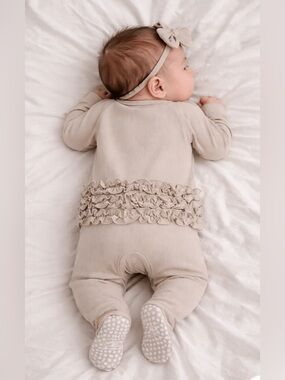 Sweet Bamboo Ruffle Footie Sleeper 3-6 Months Oatmeal Sustainable
